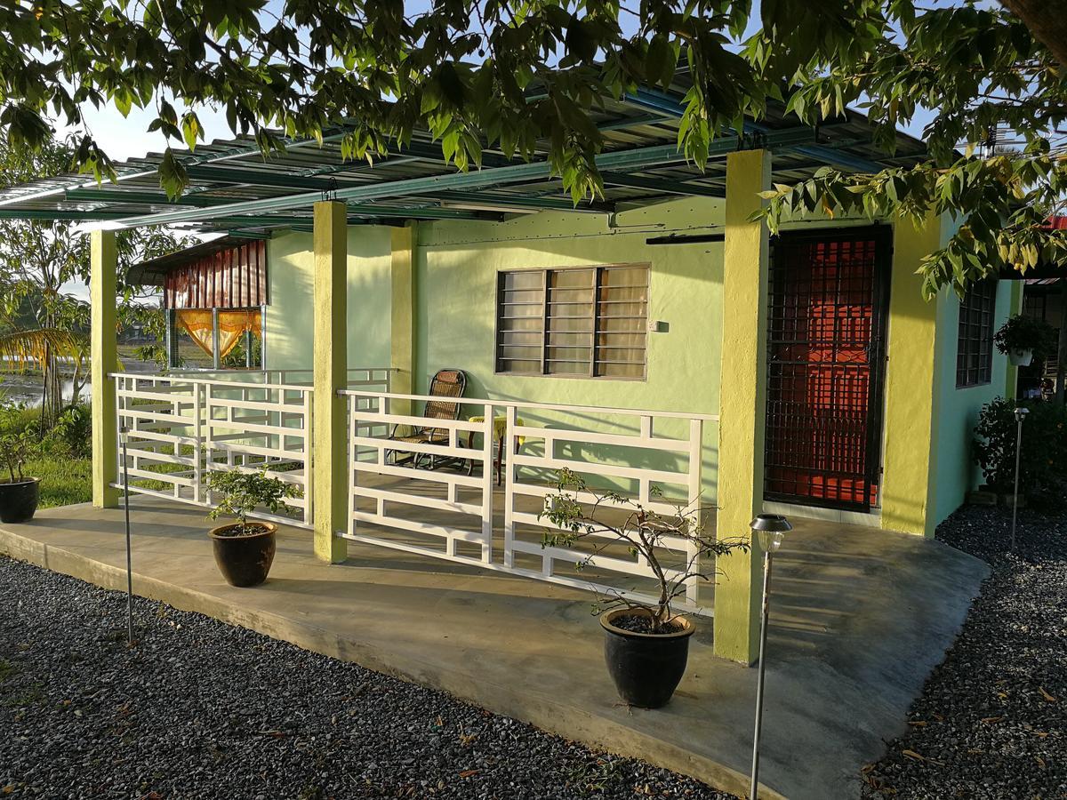 Chalet Desa Halban Кангар Экстерьер фото
